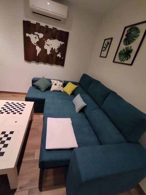 阿尔姆尼卡Bonito Piso Recien Reformado Con Zona De Parking公寓 外观 照片